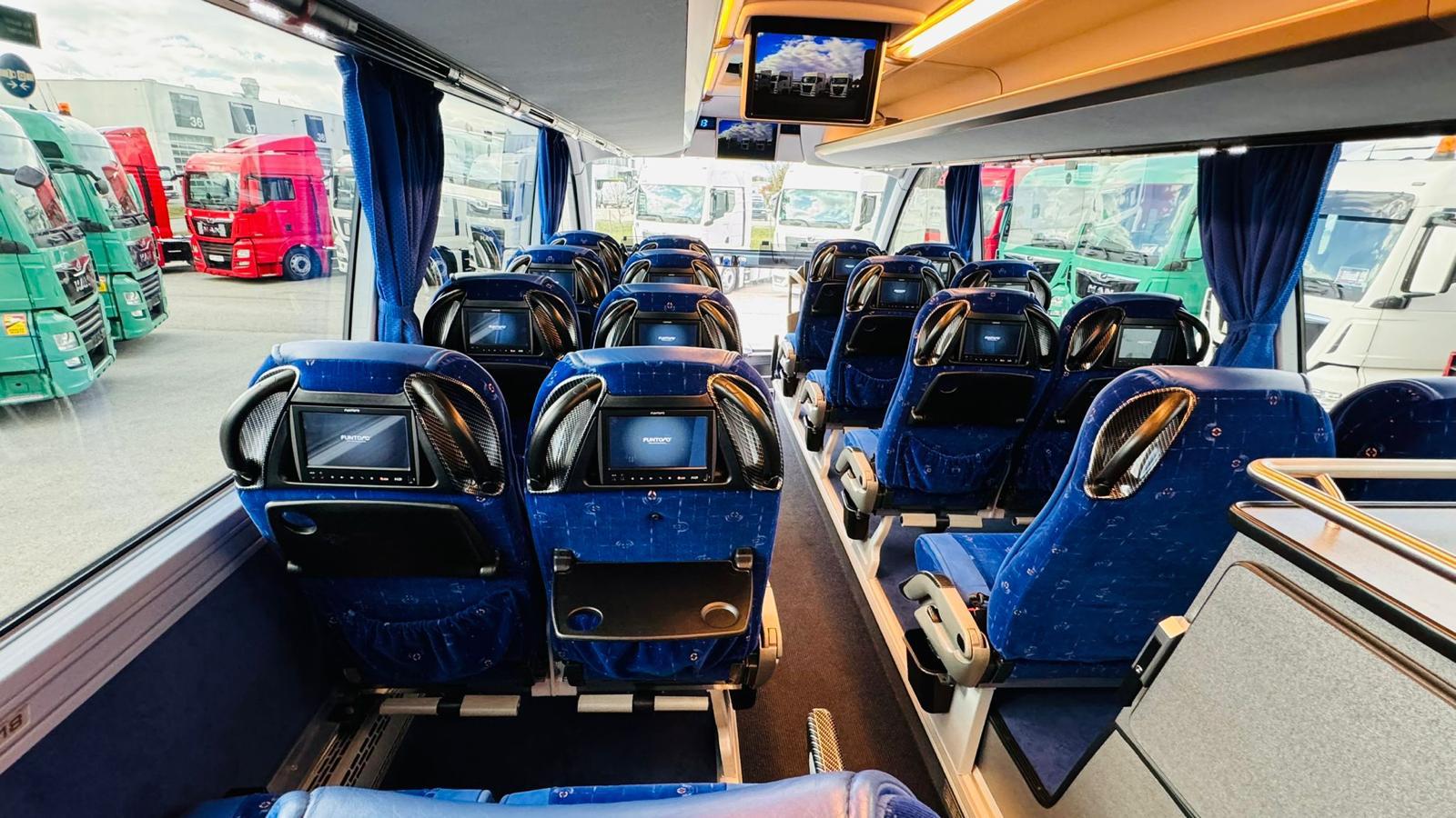 Reisebus02-2